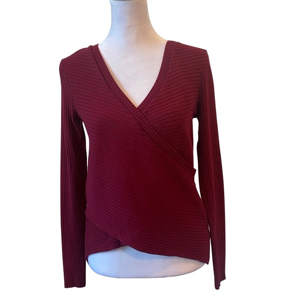 EXPRESS Women’s Dark Red Long Sleeves Ribbed Faux Wrap V-neck Sweater Size Large - Picture 1 of 7